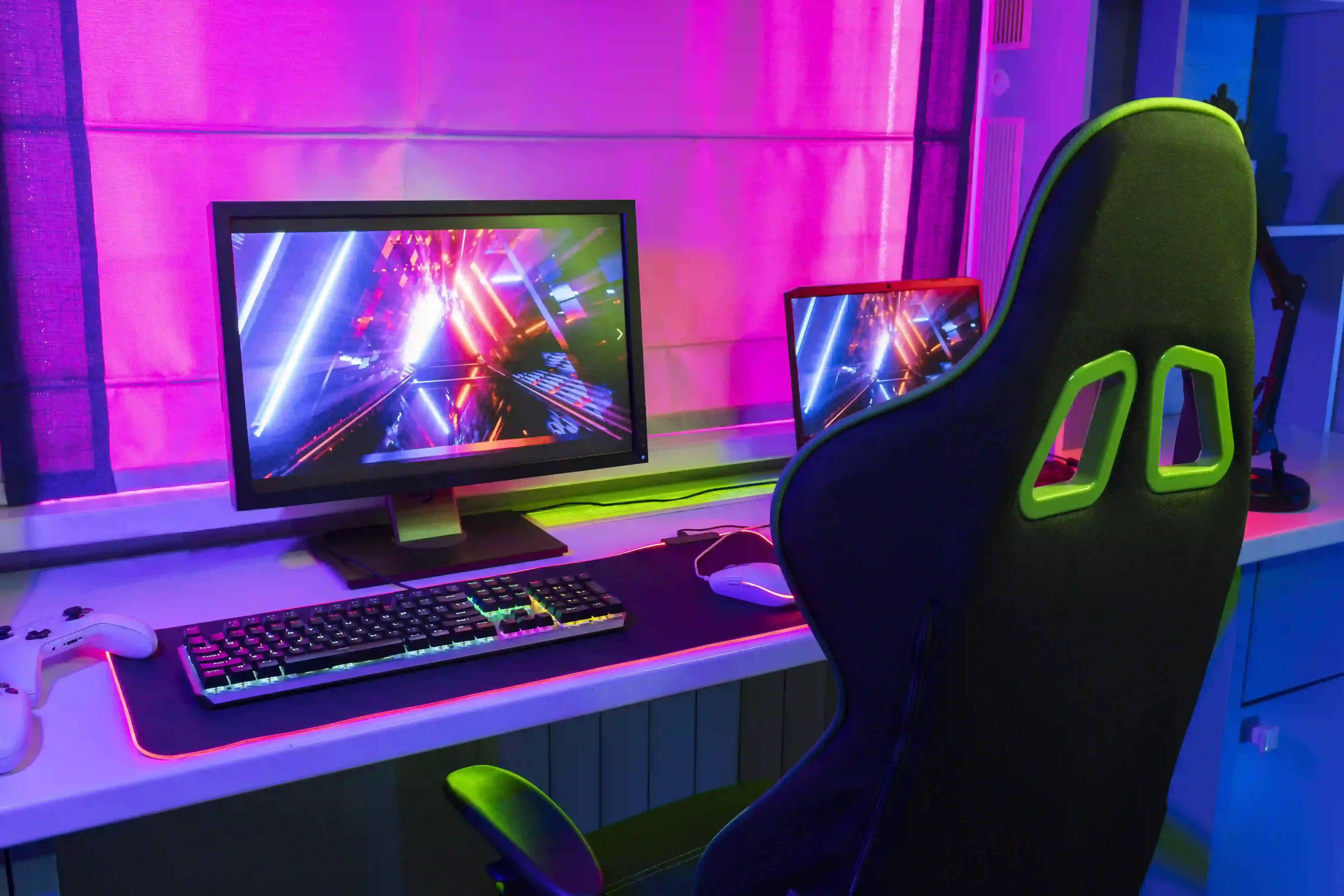 7 itens essenciais para iluminar e decorar o seu quarto gamer